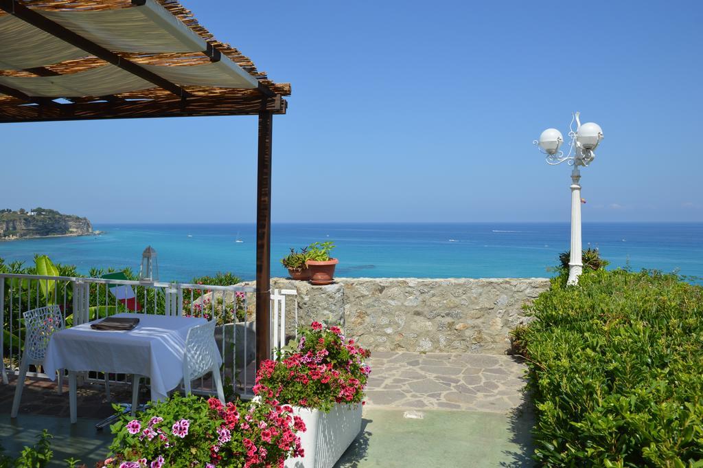 Hotel Valemare Tropea Buitenkant foto