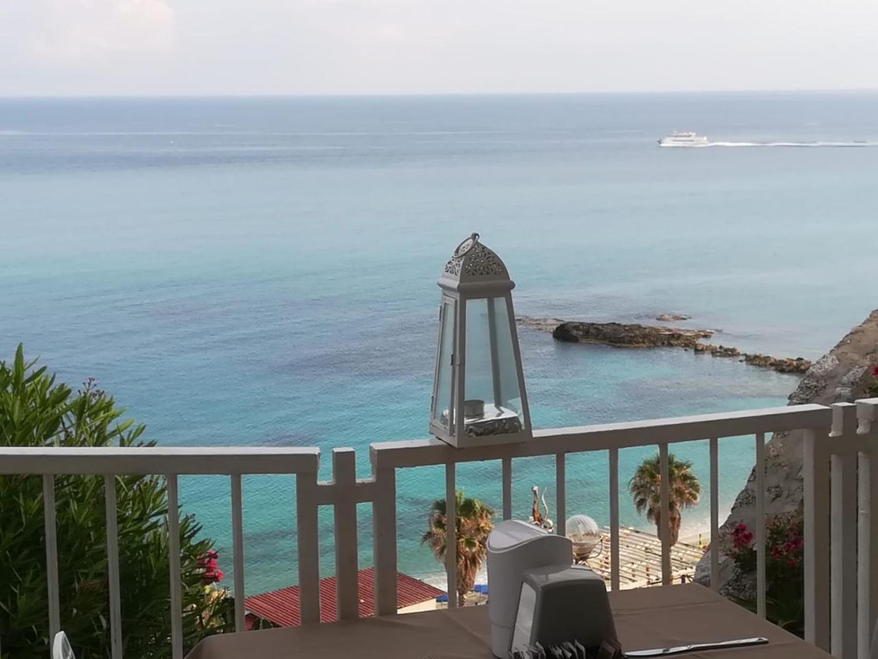 Hotel Valemare Tropea Buitenkant foto